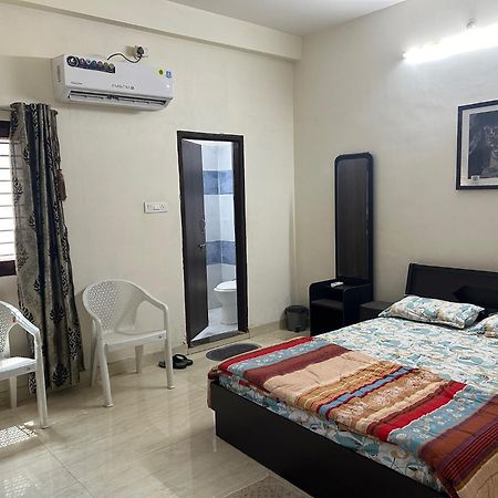 Samadhan Home Stay Jabalpur Buitenkant foto
